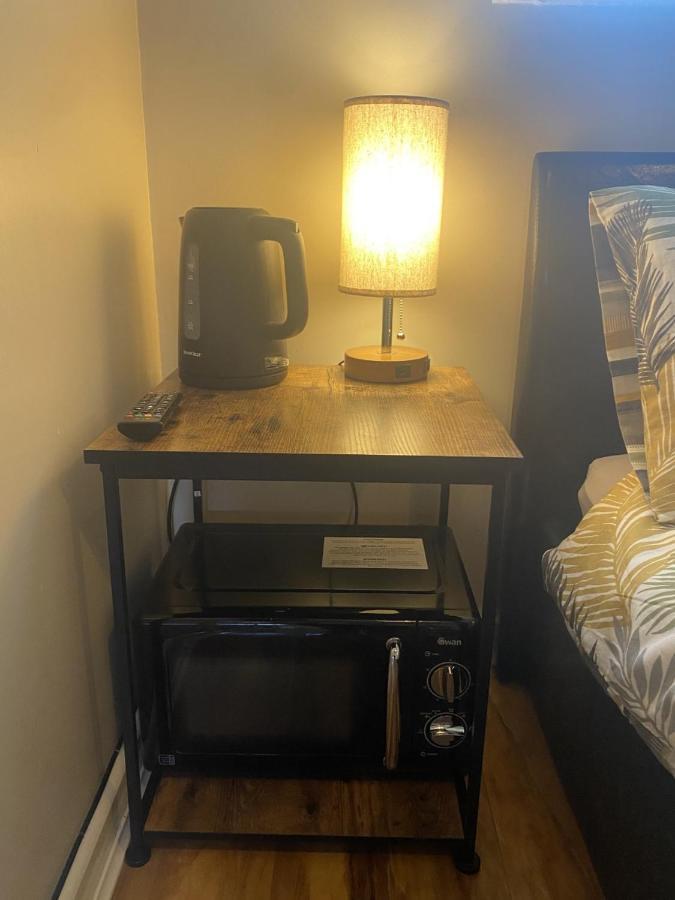 Private Room And Bathroom With Private Entrance Near Warwick Town Centre Екстериор снимка